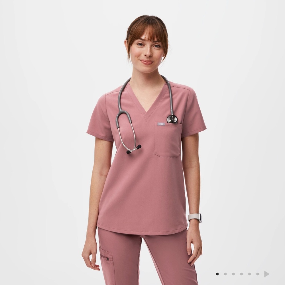 Figs Catarina One-Pocket Scrub Top Mauve
